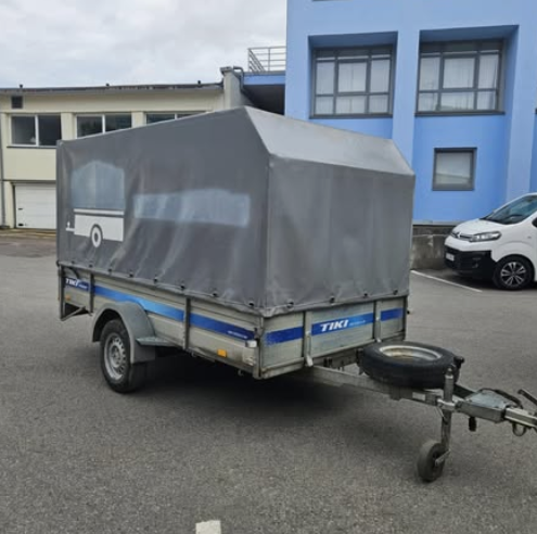 Tiki Treiler CP 300 L KõrgTendiga( Haagise reg. nr 326 YLM ) Asukoht: Viimsi, Pärnamäe tee 4