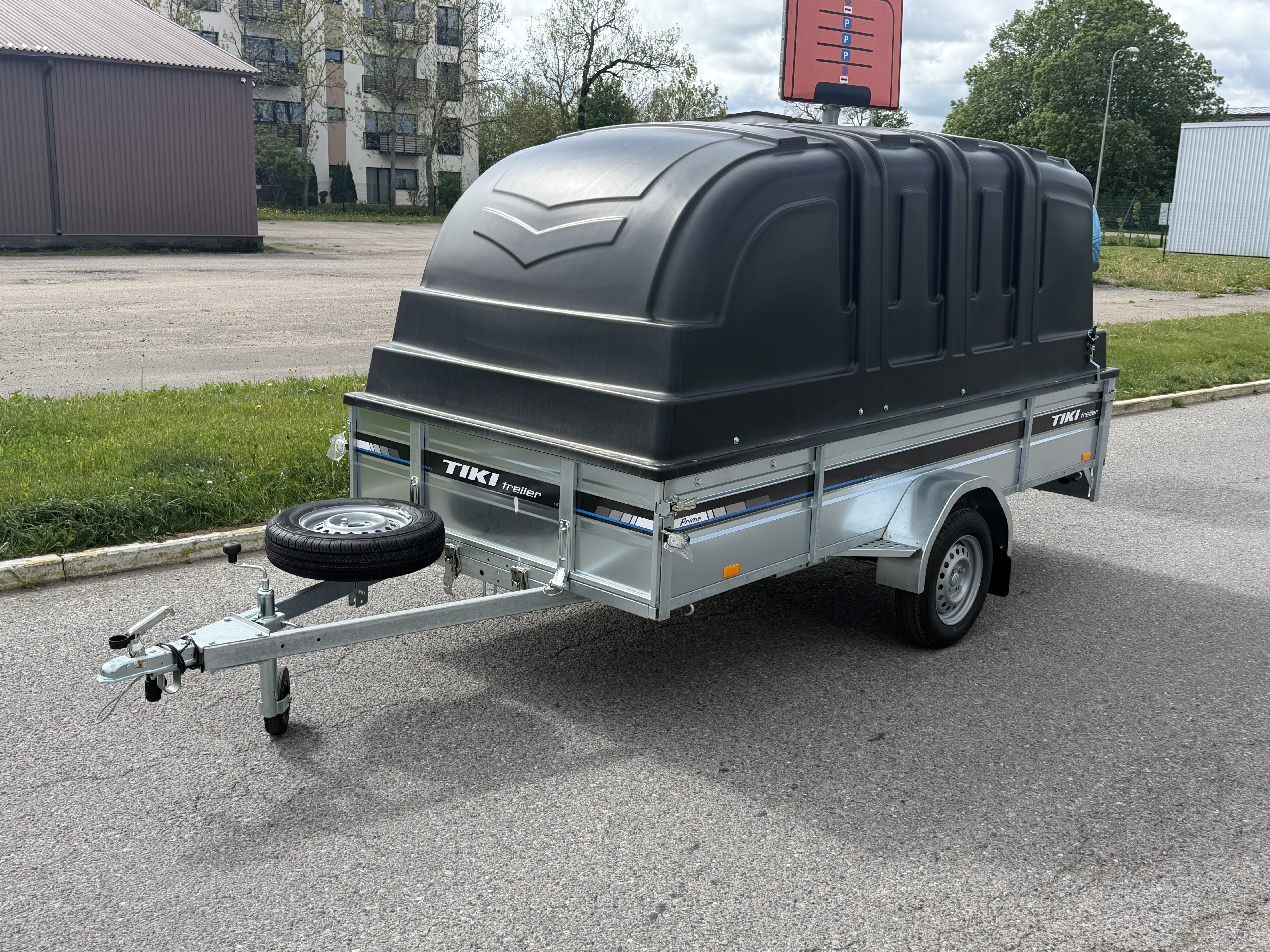 7 Kastihaagis CP328 ( Haagise reg. nr 975YPY ) Asukoht: Viimsi, Pärnamäe tee 4
